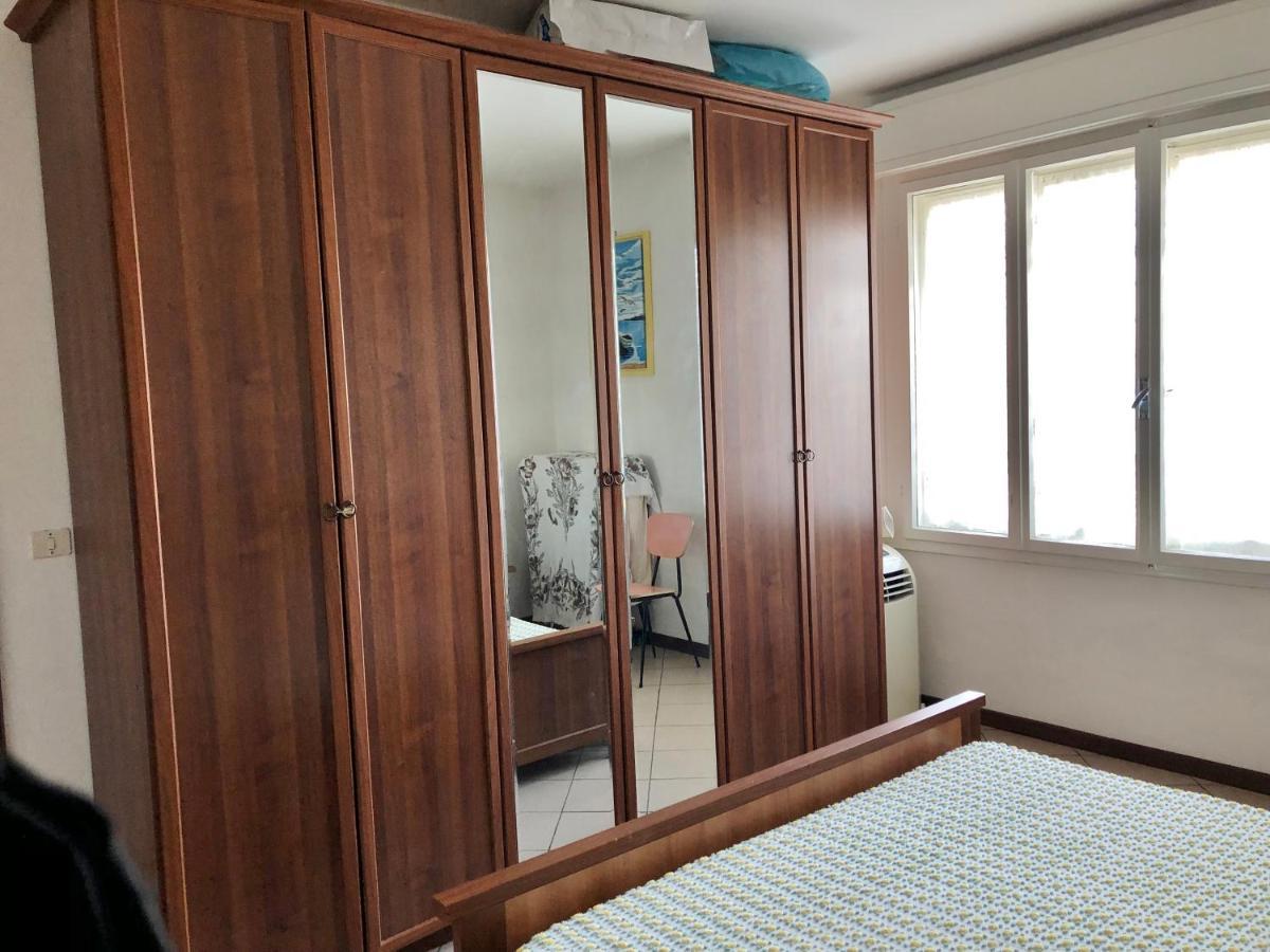 Castellan I Apartment Grado Luaran gambar